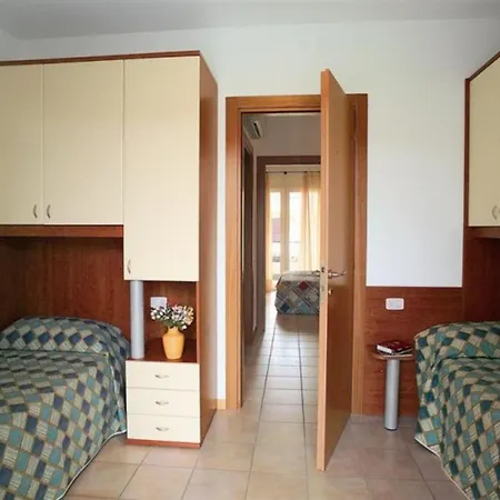 Two Bedroom Flat In A Newly Renovated Apartment Bibione